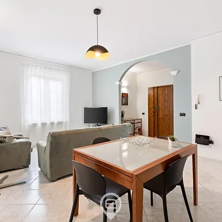 Estay - Casa Bo' In Center - Aircon - Wifi Apartment
