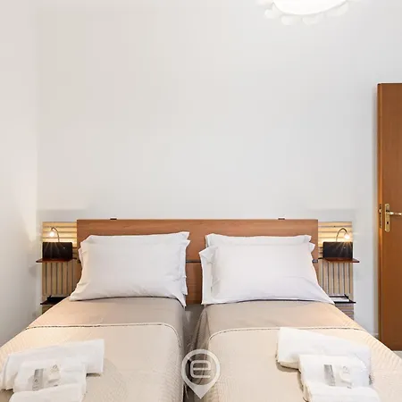 Estay - Casa Bo' In Center - Aircon - Wifi Apartment *